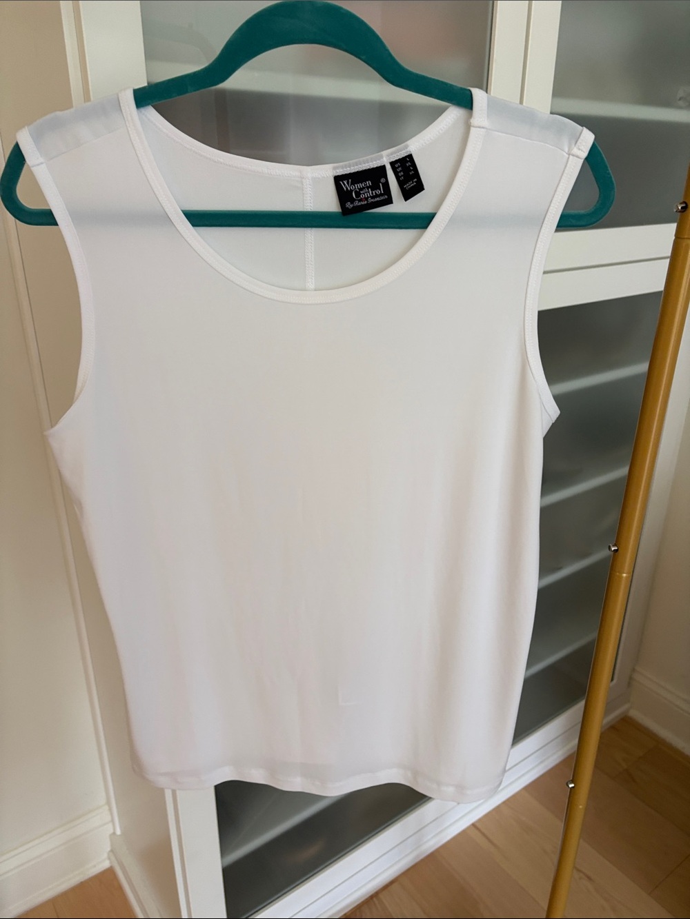 NEW Women with Control White Scoop Neck Tank Top